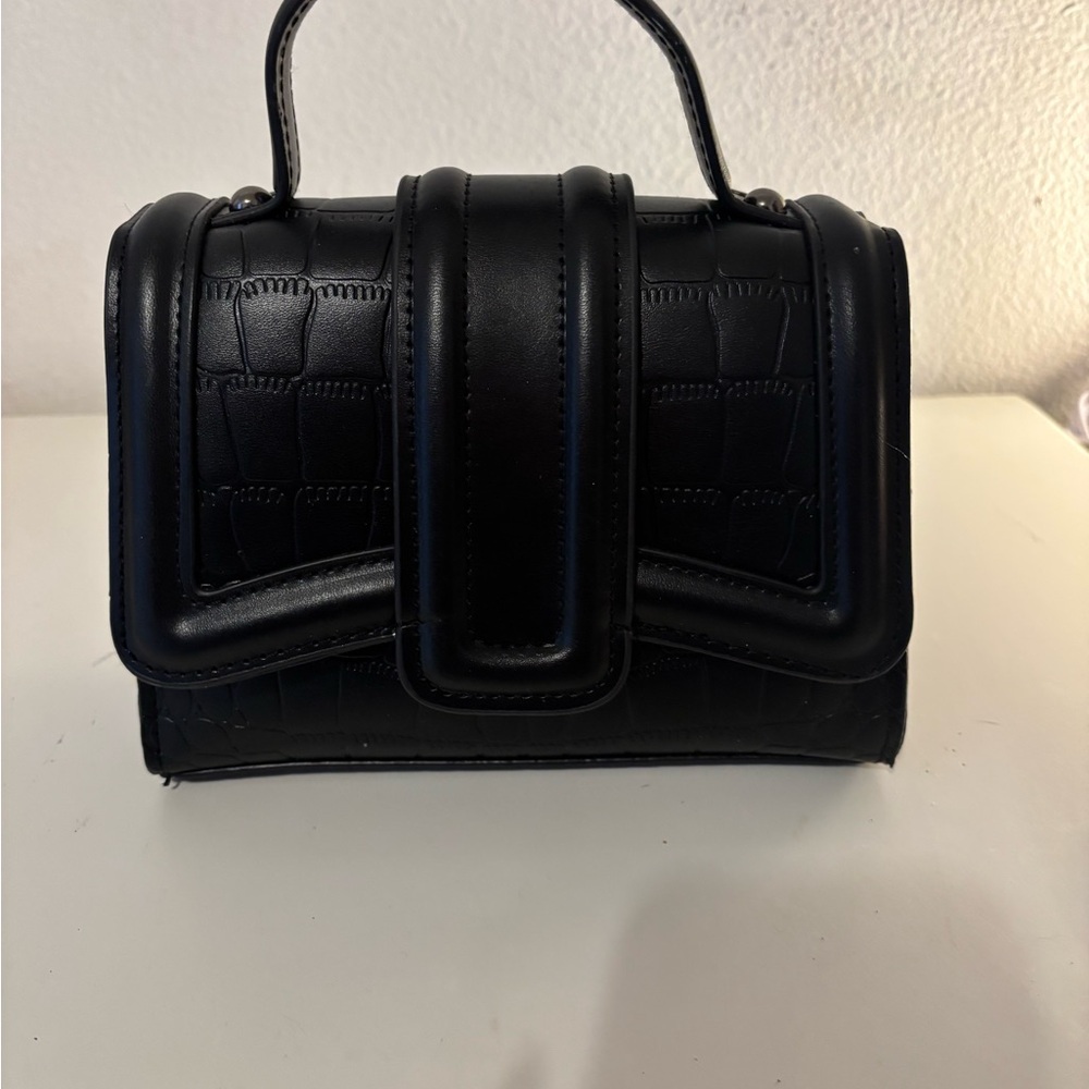 Elegant Black Women's Handbag